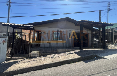 Casa  6 dormitórios  comprar bairro Santa Fé